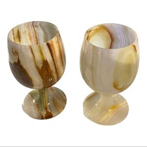 𝅺PAIR of onyx goblets-flaw